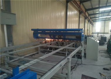 Chine Grillage réglable de pression de soudure faisant la machine, machine soudée automatique de grillage fournisseur