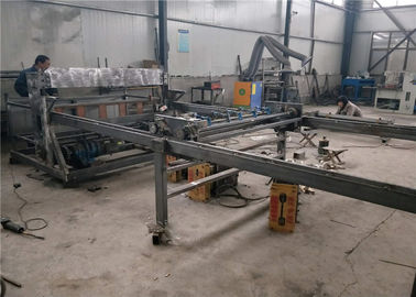 Chine Grillage à haute production clôturant la machine, machine de soudure discordante en acier de largeur de 2,5 M fournisseur