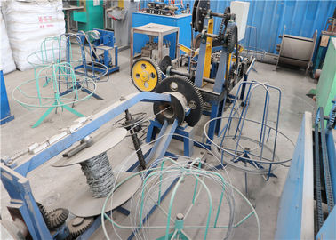 Chine Barbelé de fil d'acier inoxydable faisant à machine des matériaux d'économie de structure compacte fournisseur